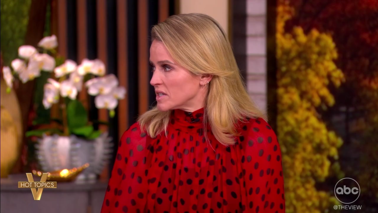 The View S29E53 2025-11-19-1100 (08).png