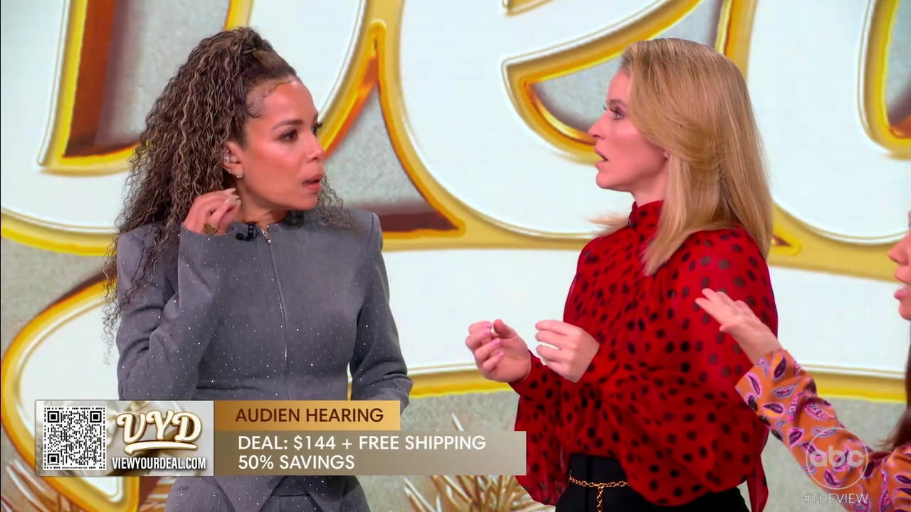The View S29E53 2025-11-19-1100 (28).png