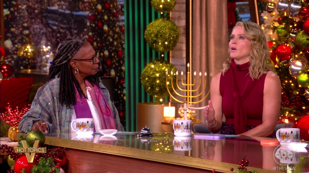 The View S29E62 2025-12-04-1100 (07).png
