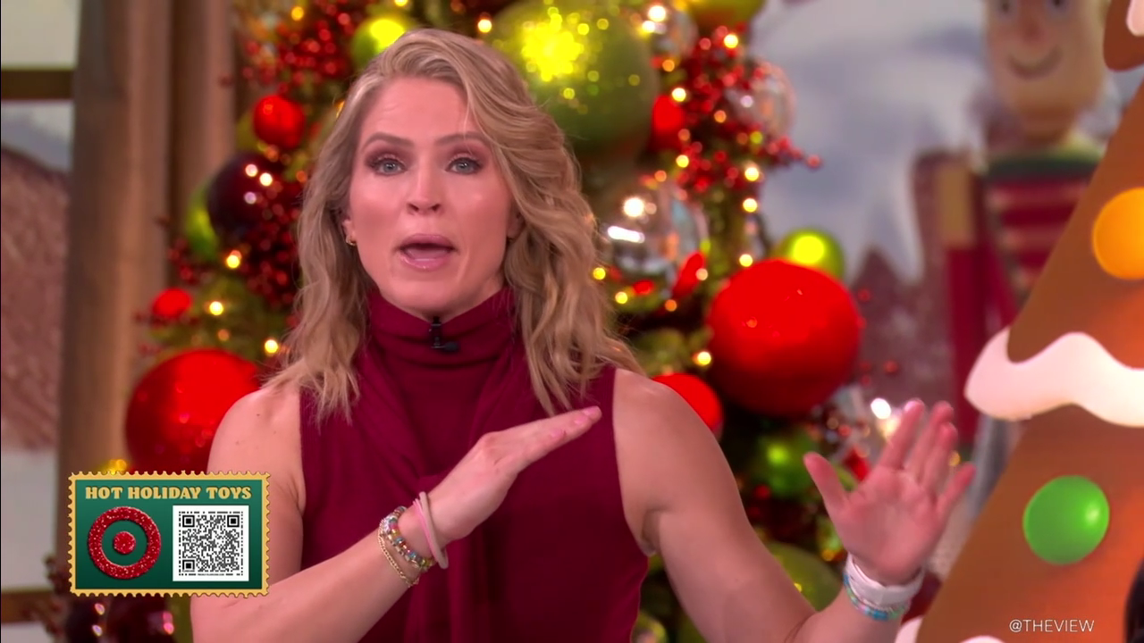 The View S29E62 2025-12-04-1100 (23).png