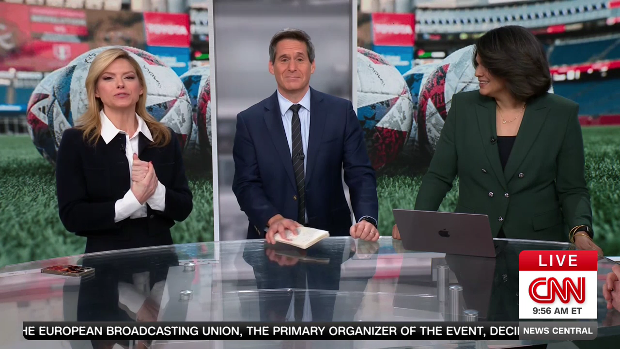 CNN News Central 2025-12-05-0900 (33).png