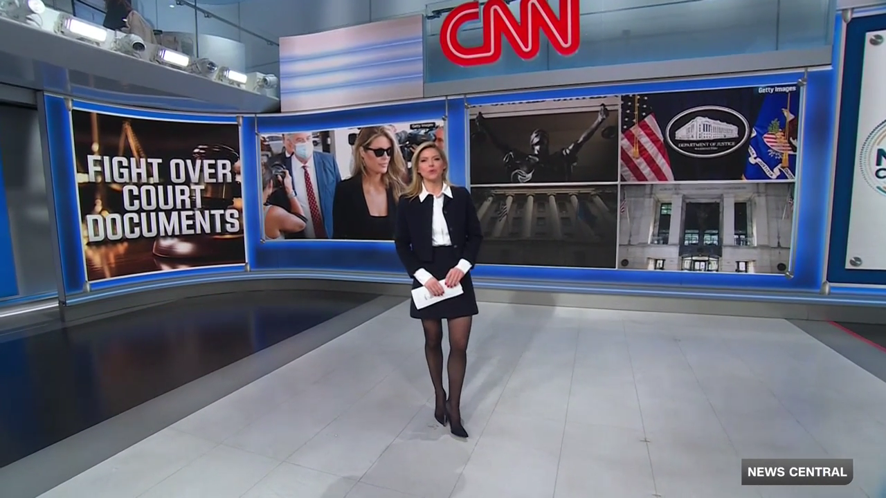 CNN News Central 2025-12-05-0900 (16).png