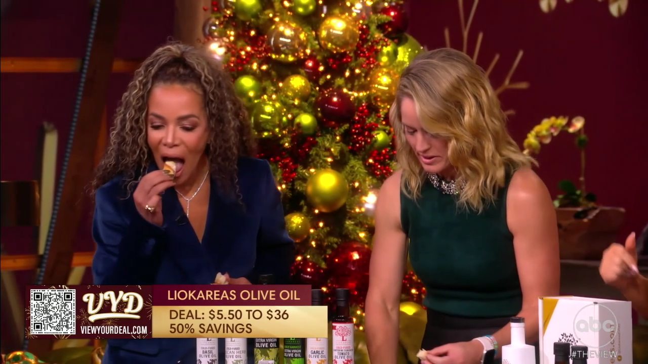 The View S29E63 2025-12-05-1100 (22).png