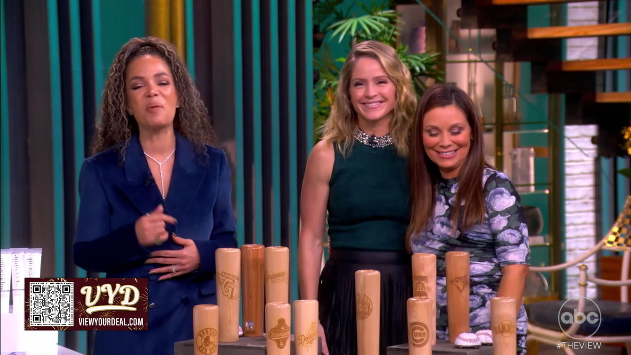 The View S29E63 2025-12-05-1100 (32).png