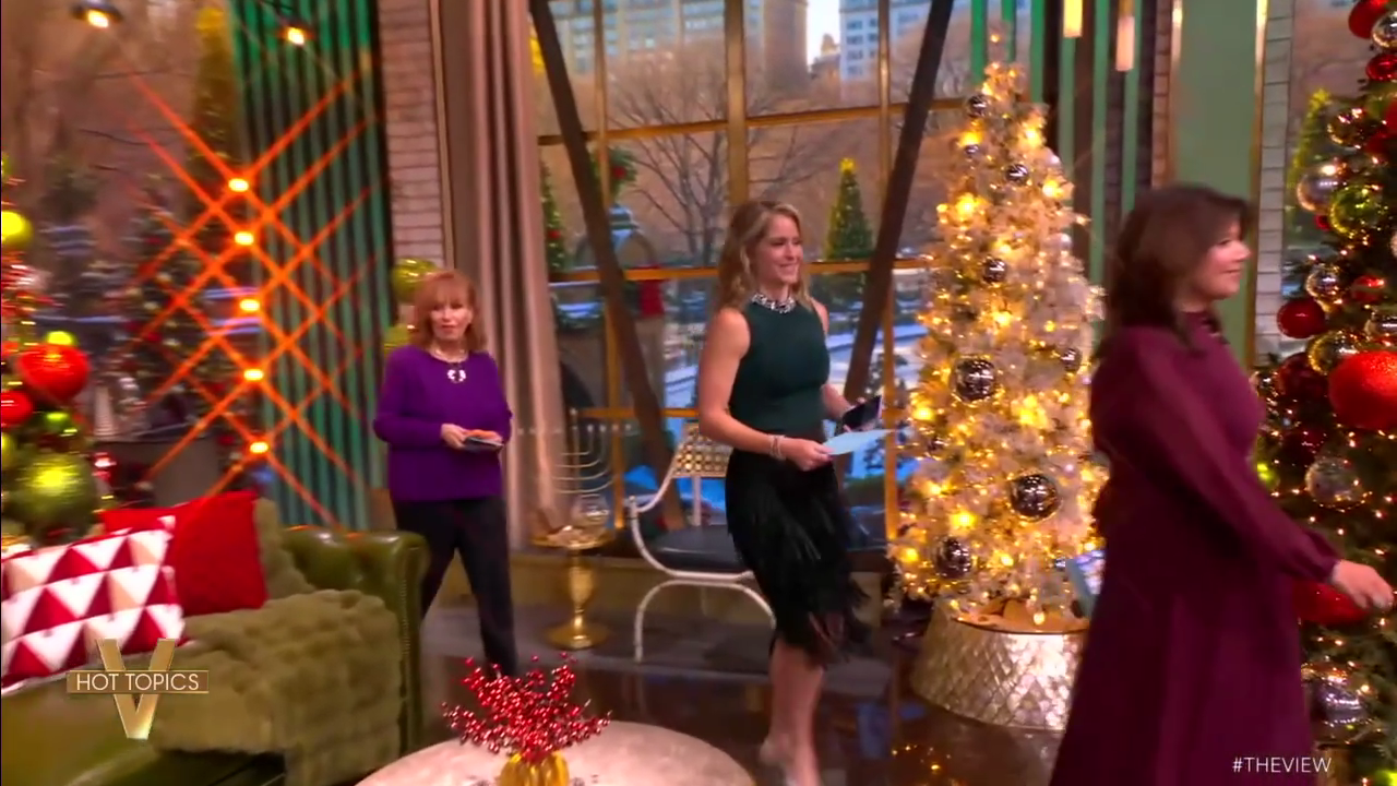 The View S29E63 2025-12-05-1100 (02).png