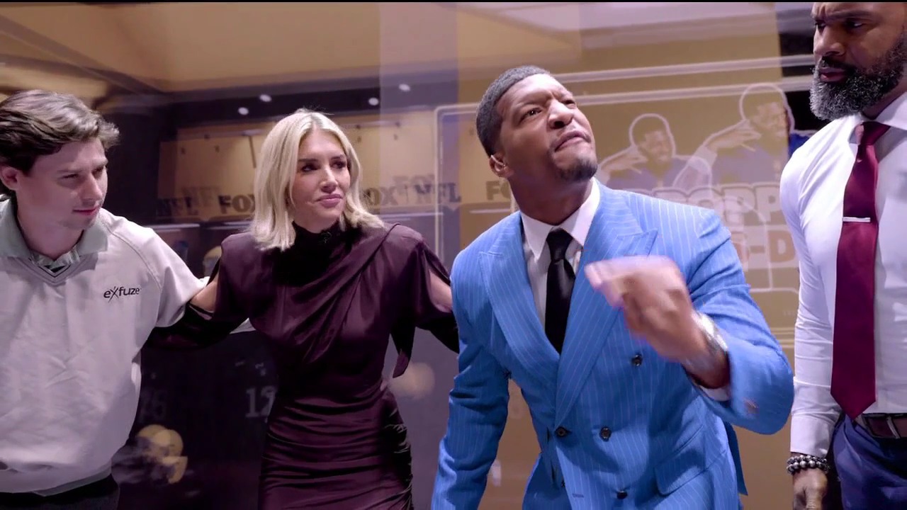 FOX NFL Kickoff 2025-12-07-1100 (07).png