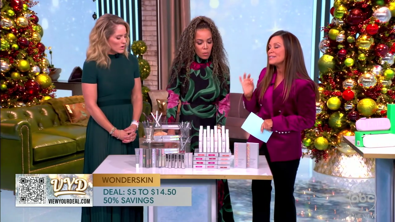 The View S29E64 2025-12-08-1100 (29).png