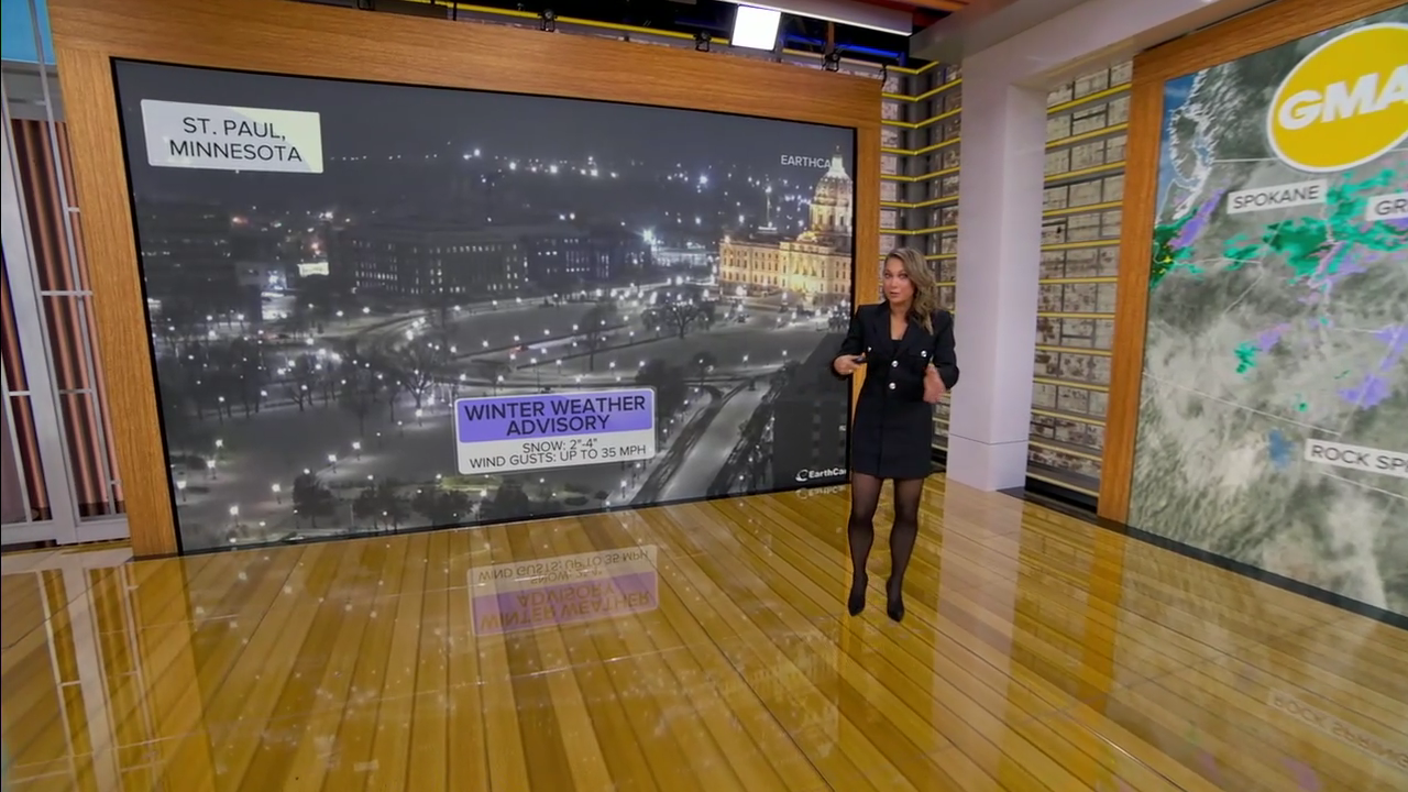 Good Morning America 2025-12-09-0700 (08).png