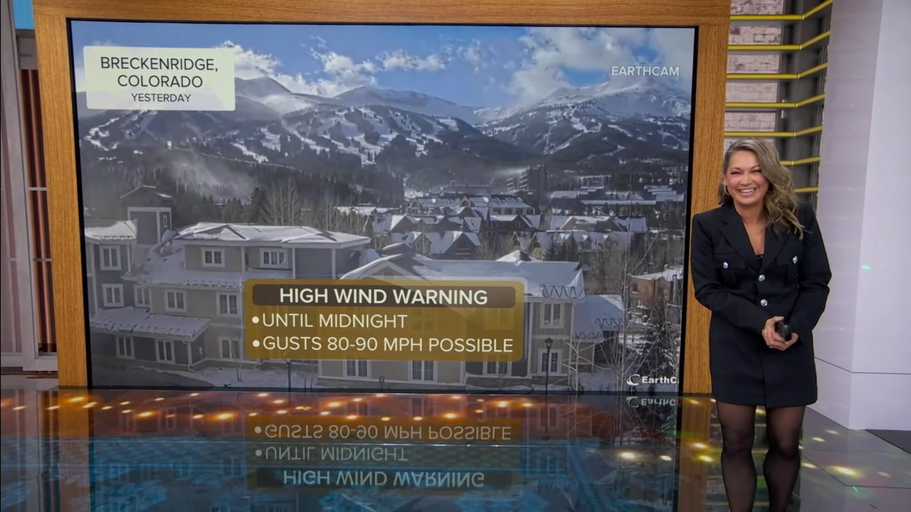 Good Morning America 2025-12-09-0700 (45).png