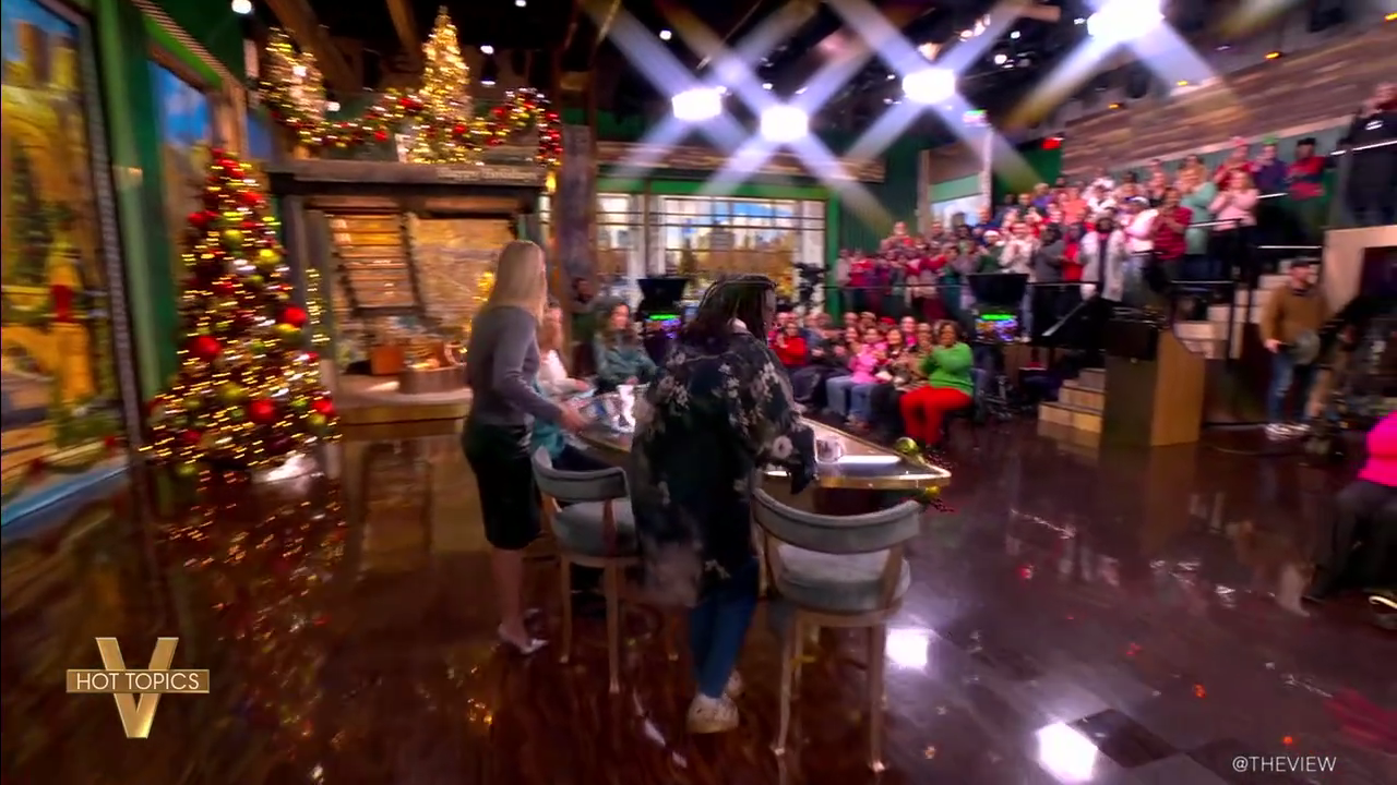The View S29E65 2025-12-09-1100 (15).png