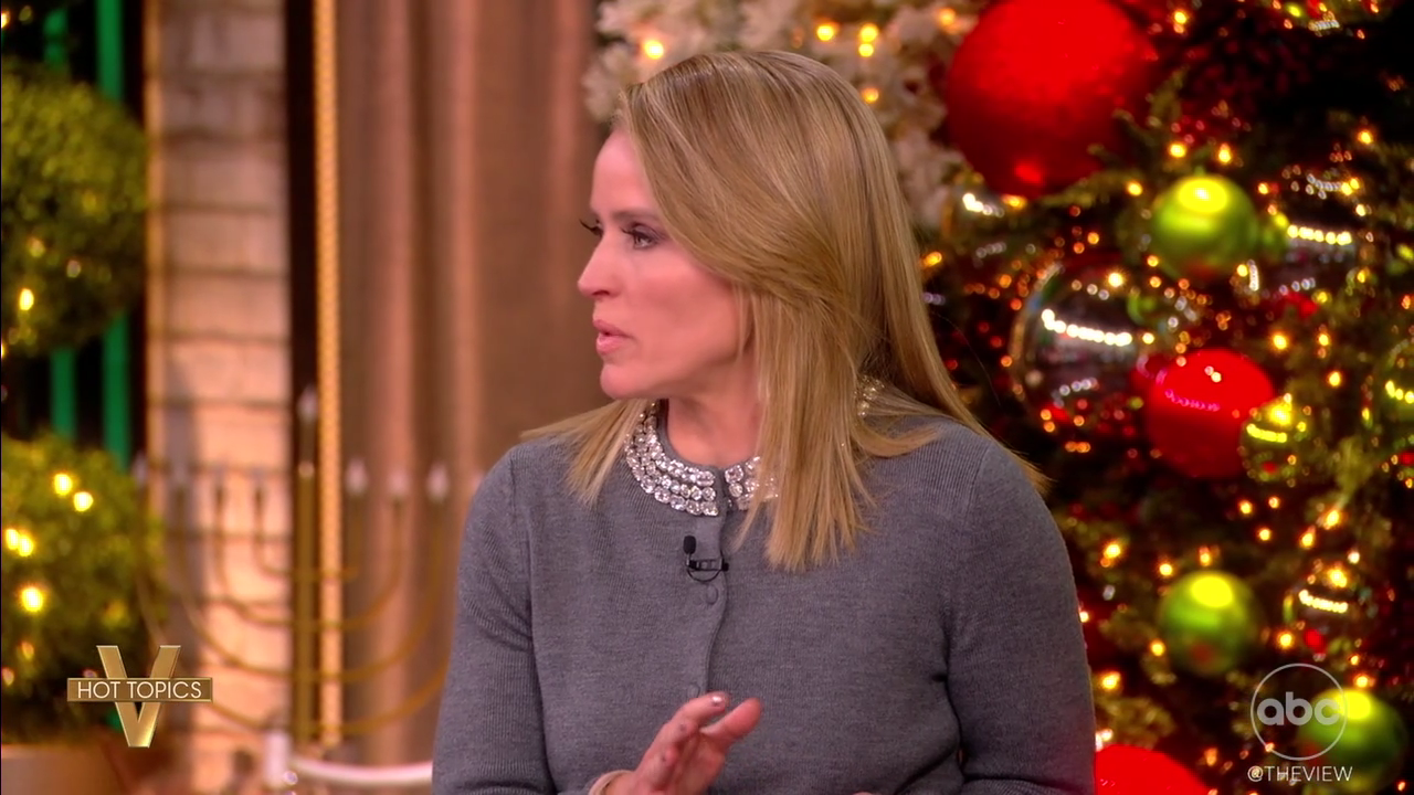 The View S29E65 2025-12-09-1100 (22).png