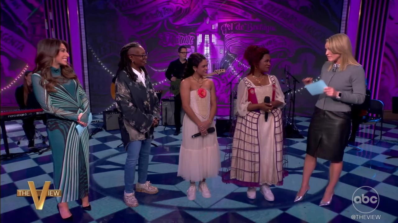 The View S29E65 2025-12-09-1100 (39).png