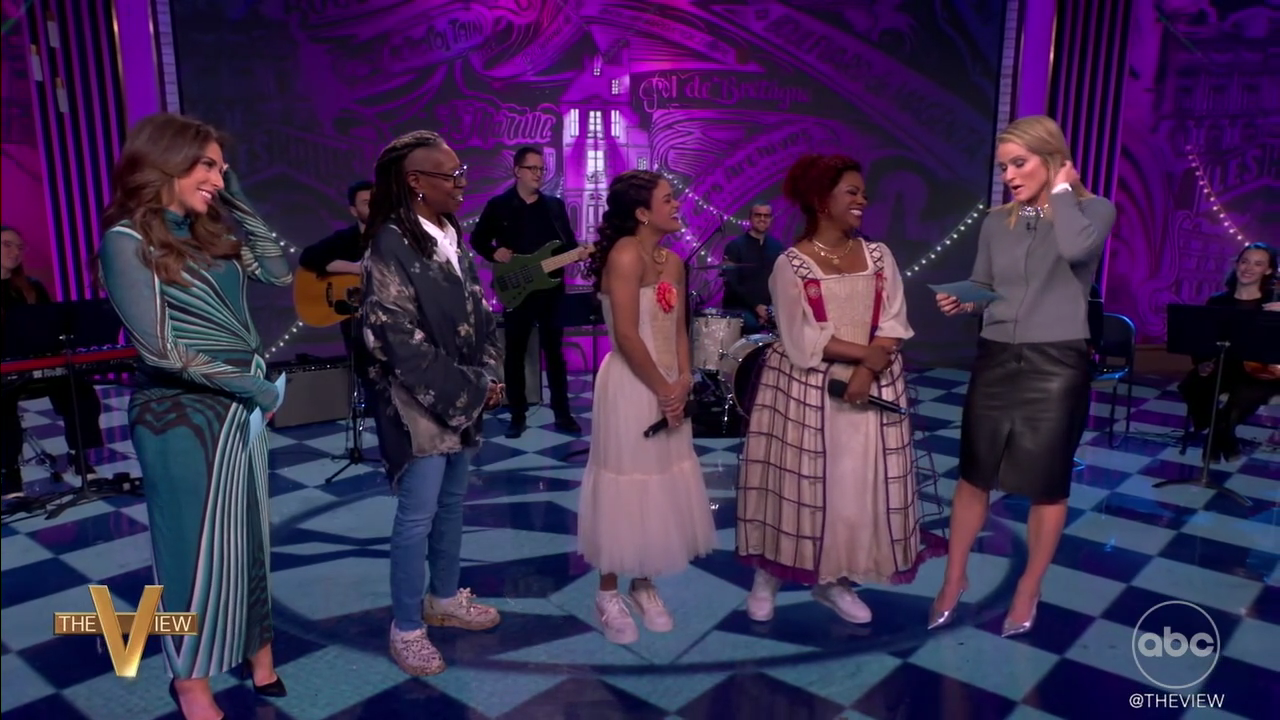 The View S29E65 2025-12-09-1100 (41).png