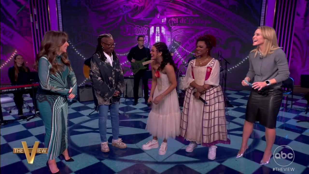 The View S29E65 2025-12-09-1100 (53).png