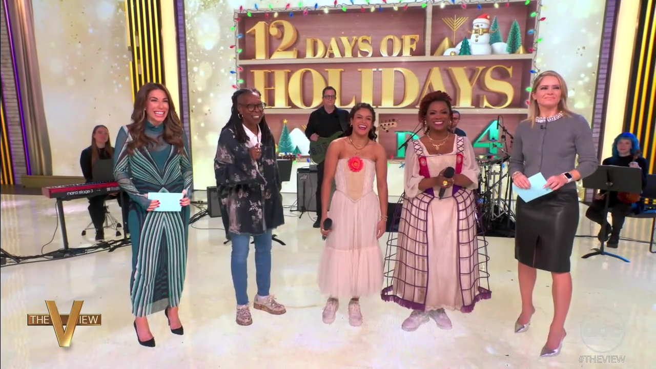 The View S29E65 2025-12-09-1100 (54).png