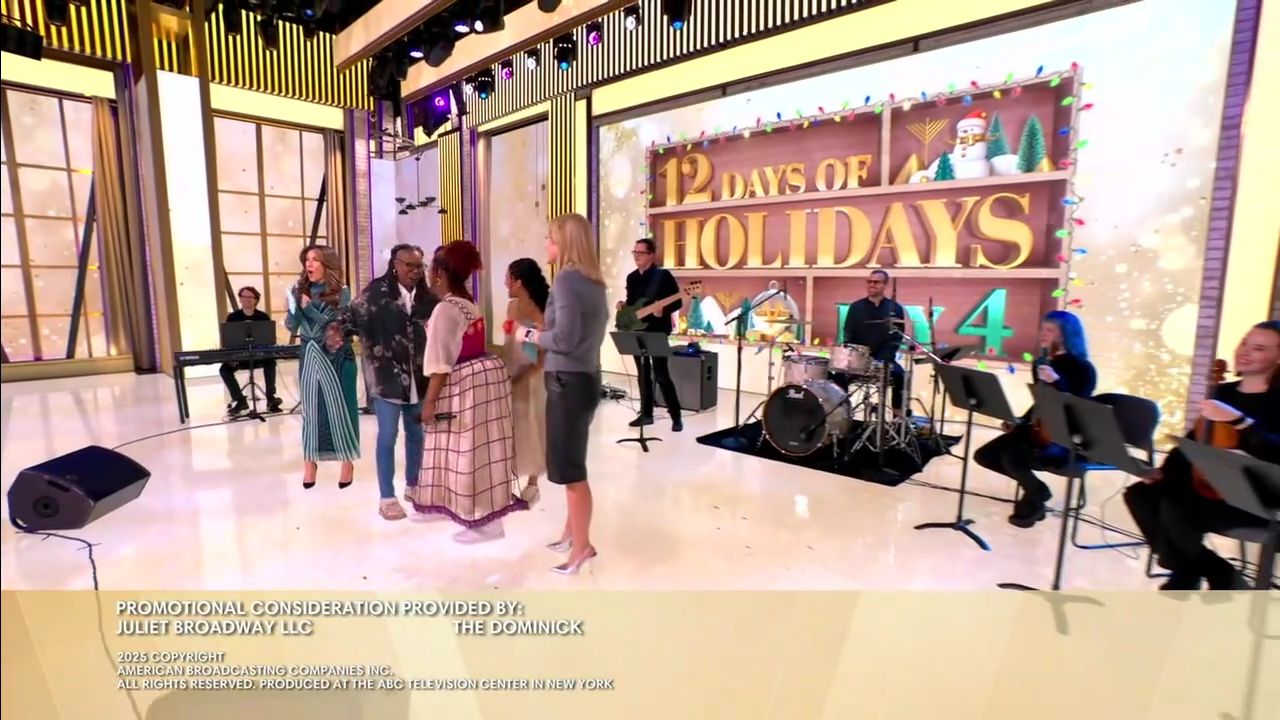 The View S29E65 2025-12-09-1100 (61).png