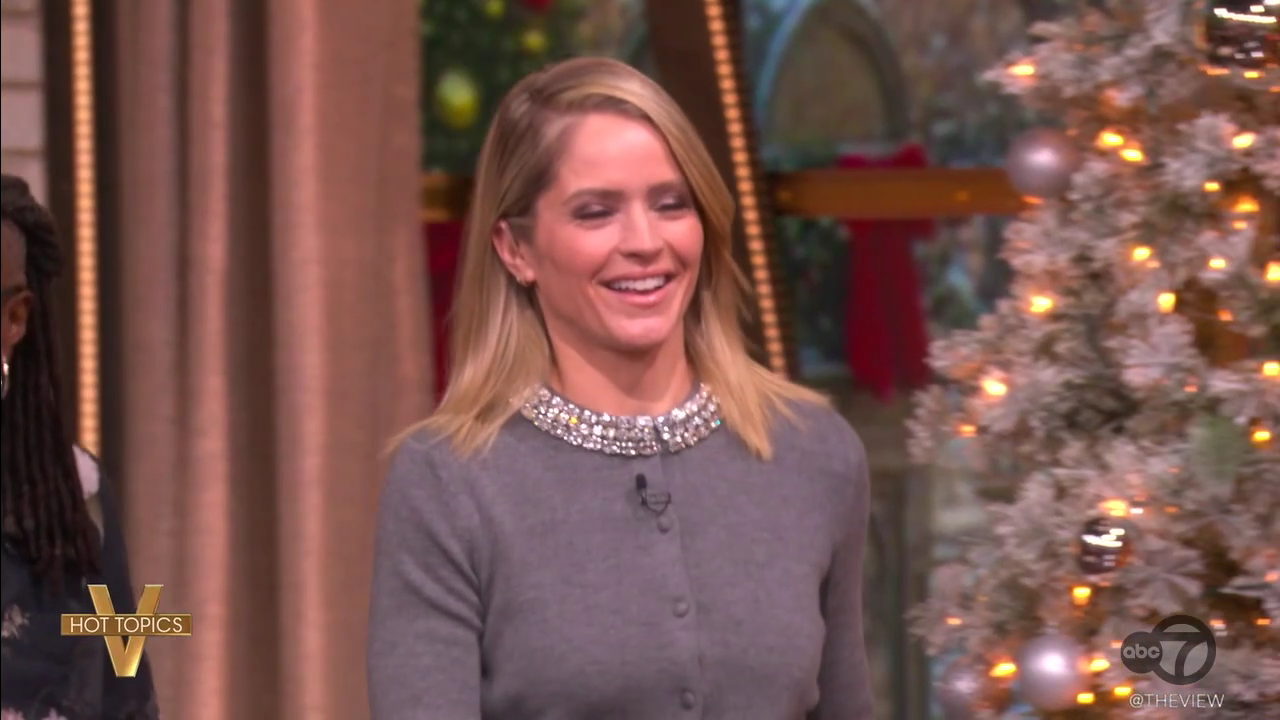 The View S29E65 2025-12-09-1100 (12).png