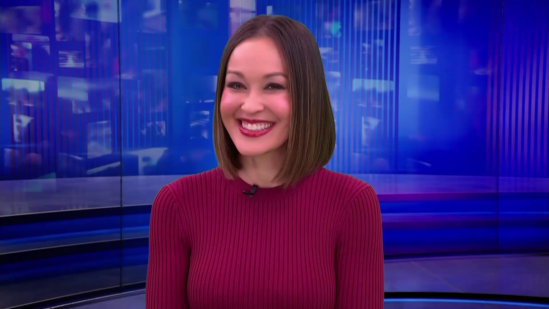 Inside Edition S38E67 Flaming Dessert 2025-12-09-1900 (19).png