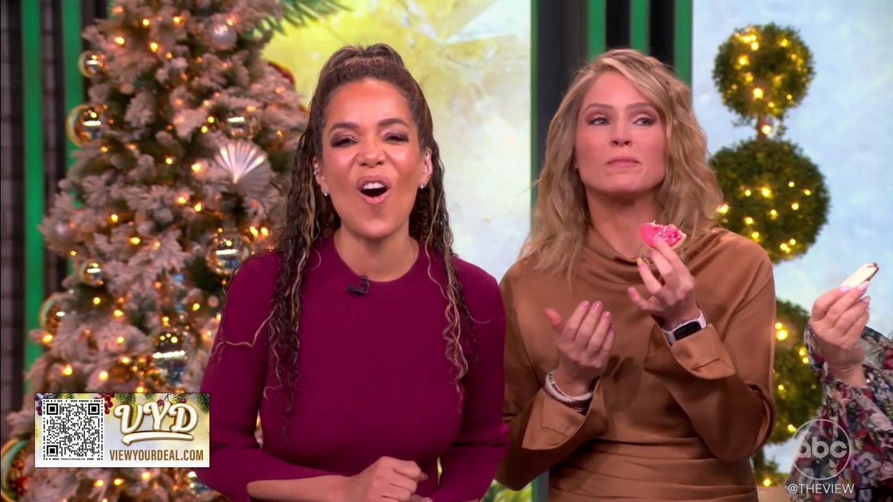 The View S29E66 2025-12-10-1100 (27).png