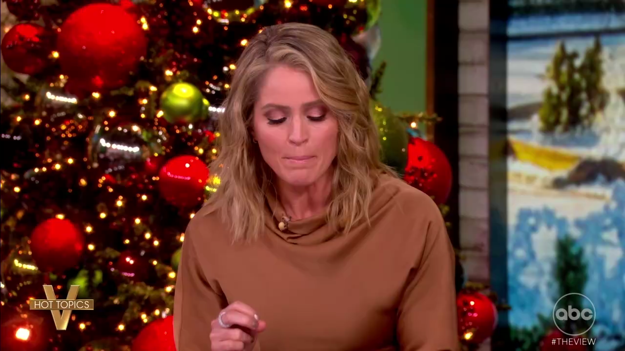 The View S29E66 2025-12-10-1100 (11).png