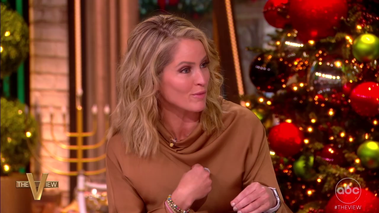 The View S29E66 2025-12-10-1100 (14).png