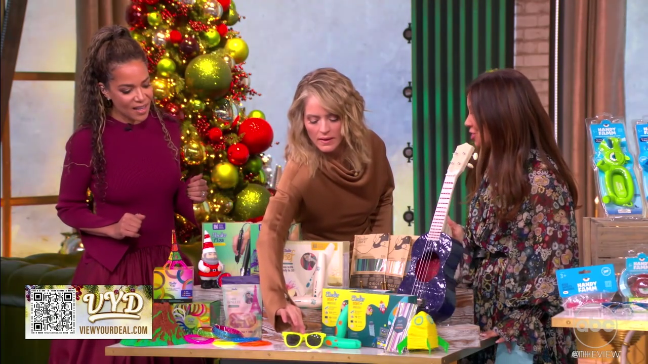 The View S29E66 2025-12-10-1100 (17).png