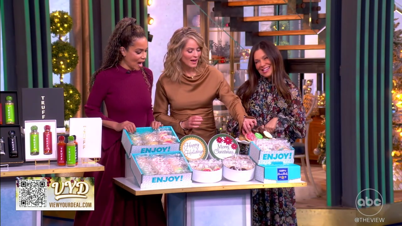 The View S29E66 2025-12-10-1100 (20).png