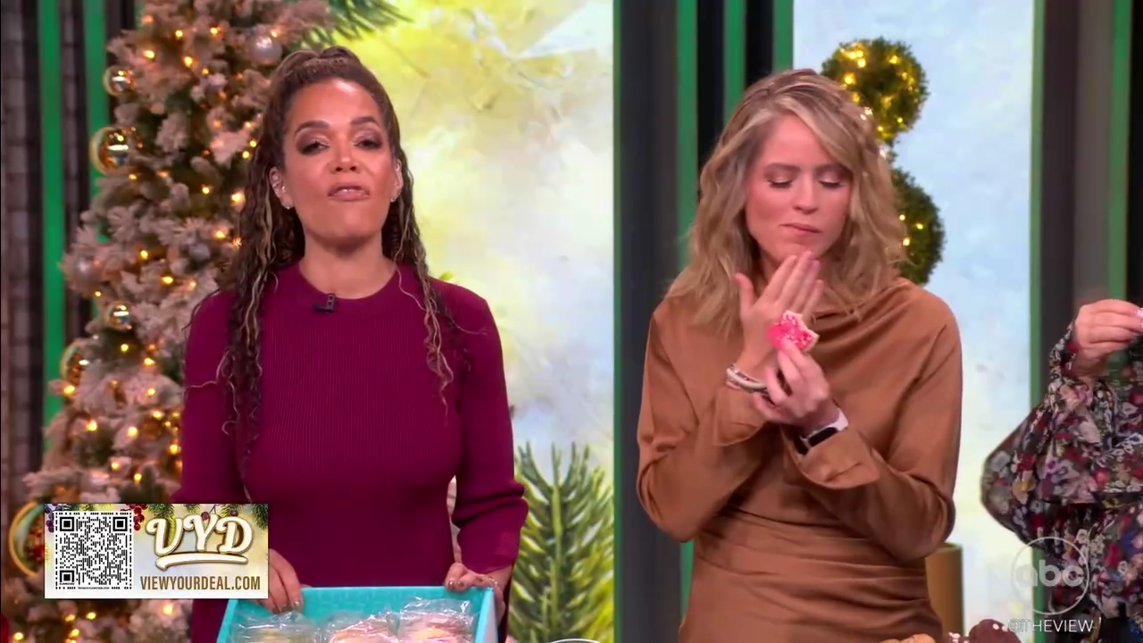 The View S29E66 2025-12-10-1100 (24).png