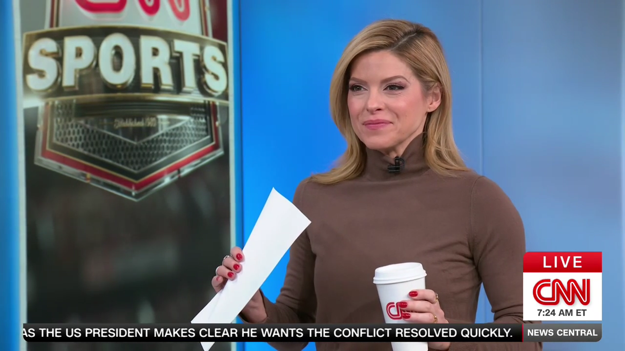 CNN News Central 2025-12-11-0700 (18).png