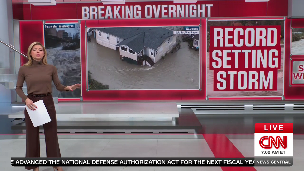 CNN News Central 2025-12-11-0700 (02).png