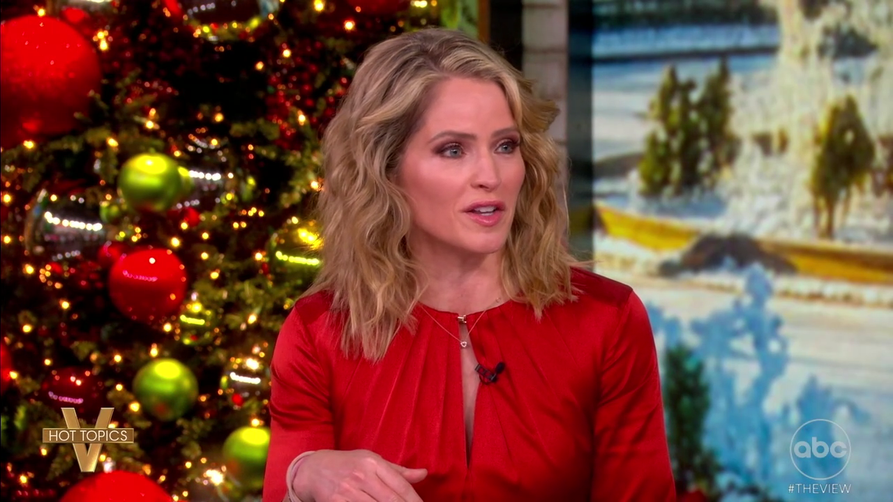 The View S29E67 2025-12-11-1100 (20).png