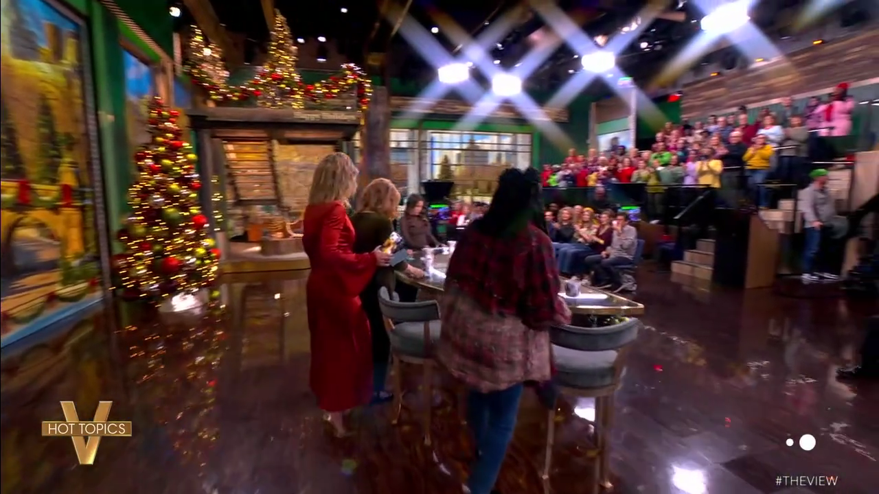 The View S29E67 2025-12-11-1100 (07).png