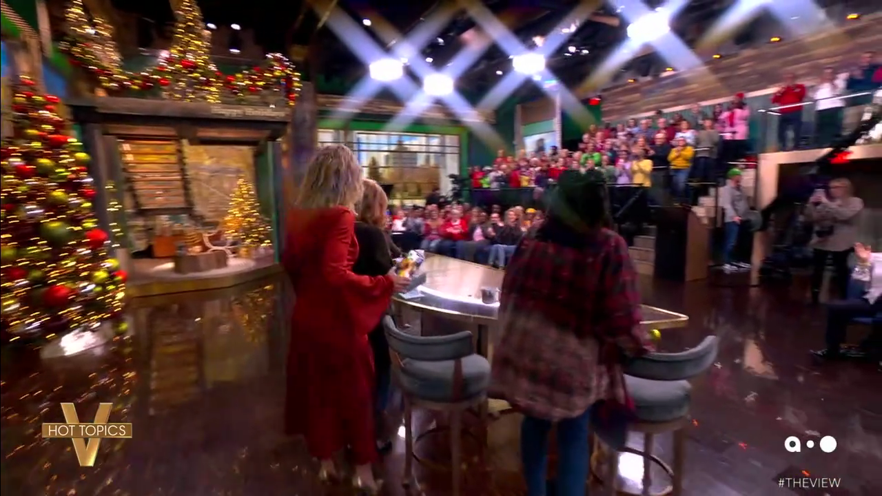 The View S29E67 2025-12-11-1100 (08).png