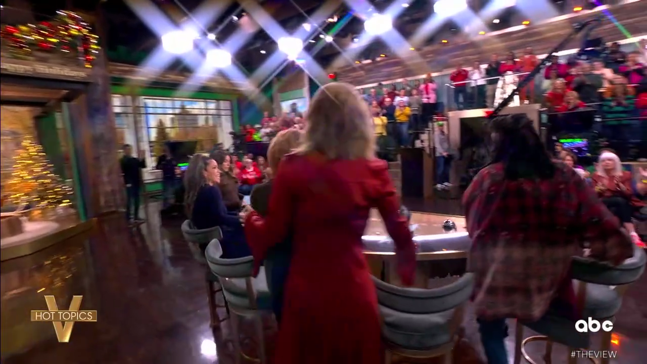 The View S29E67 2025-12-11-1100 (09).png