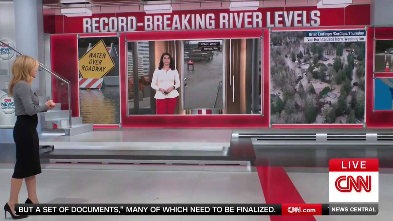 CNN News Central 2025-12-12-0700 (14).png