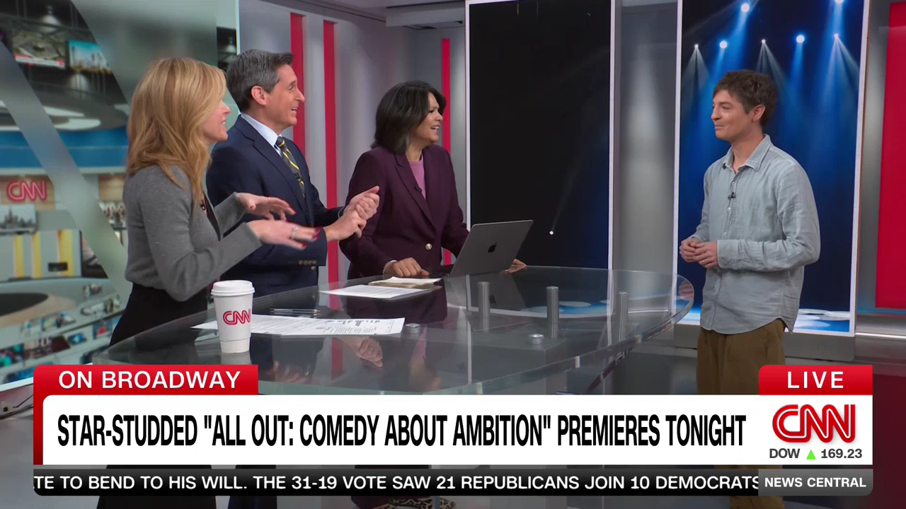 CNN News Central 2025-12-12-0900 (08).png