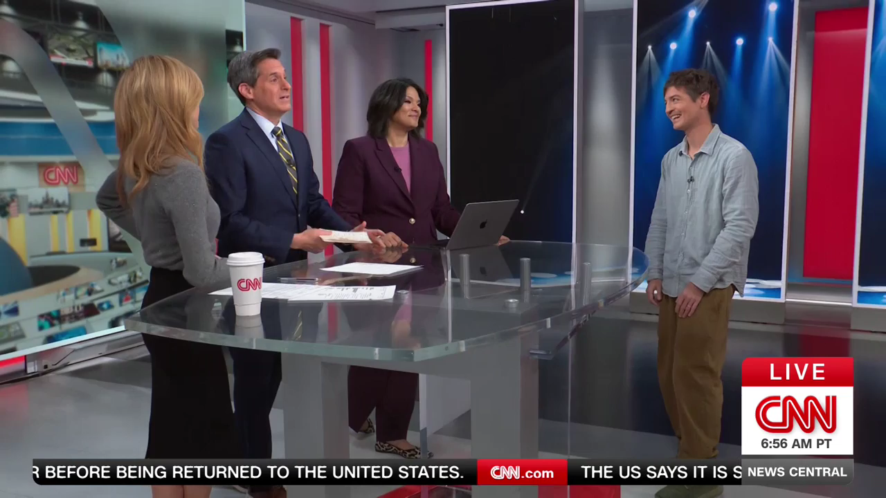 CNN News Central 2025-12-12-0900 (09).png