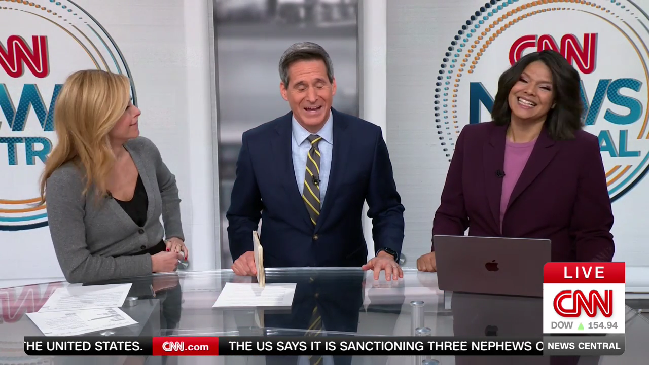 CNN News Central 2025-12-12-0900 (12).png