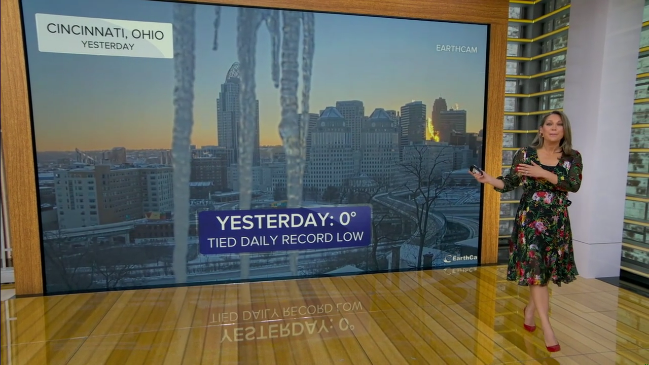 Good Morning America 2025-12-15-0700 (03).png