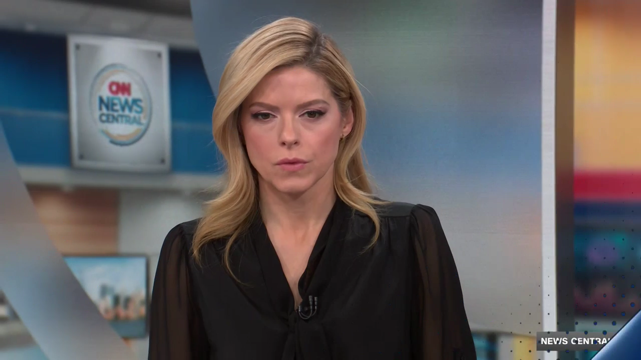 CNN News Central 2025-12-15-0700 (10).png