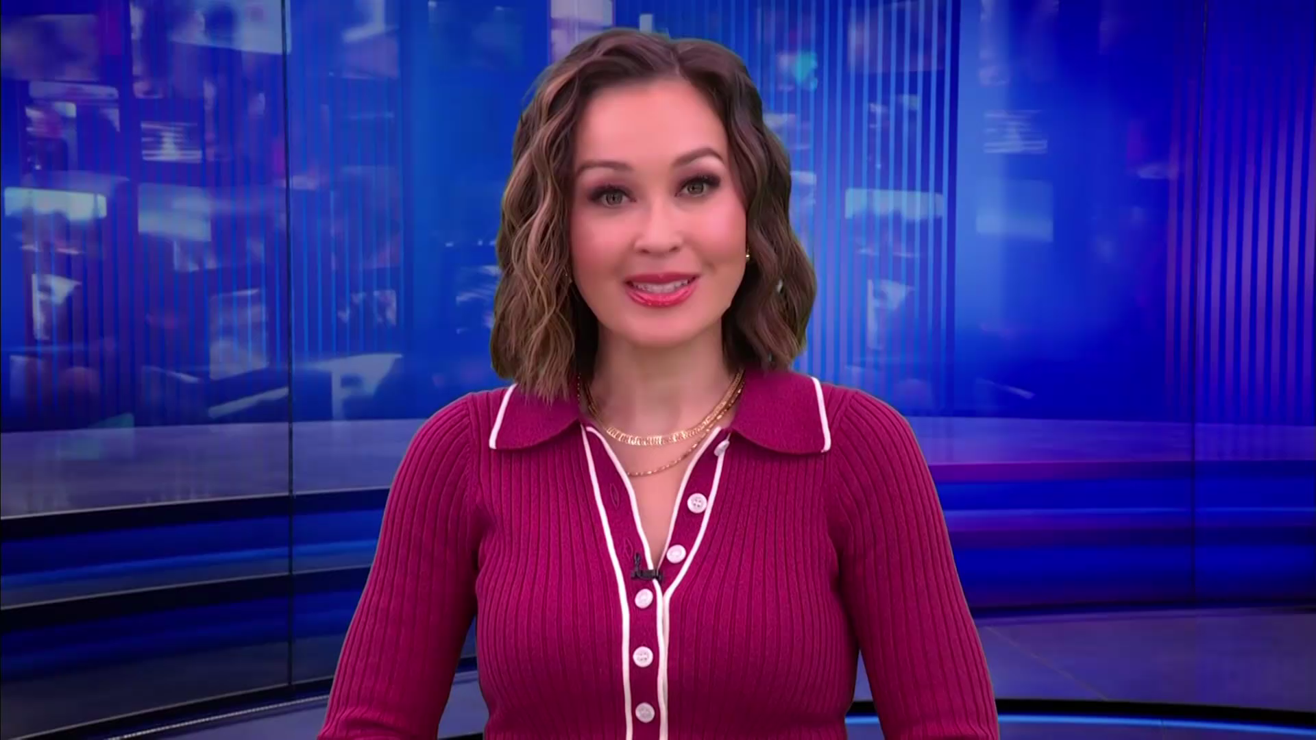 Inside Edition S38E71 Travel Hacks 2025-12-15-1900 (15).png