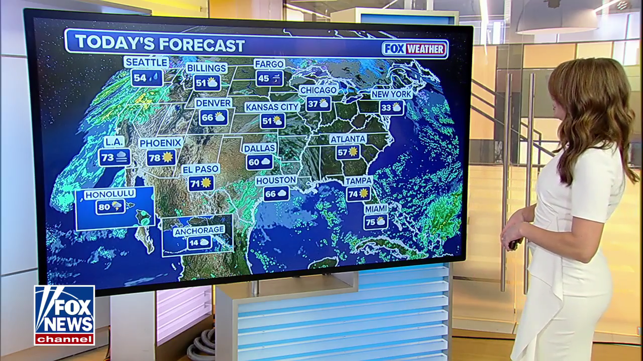 FOX & Friends First 2025-12-16-0500 (12).png
