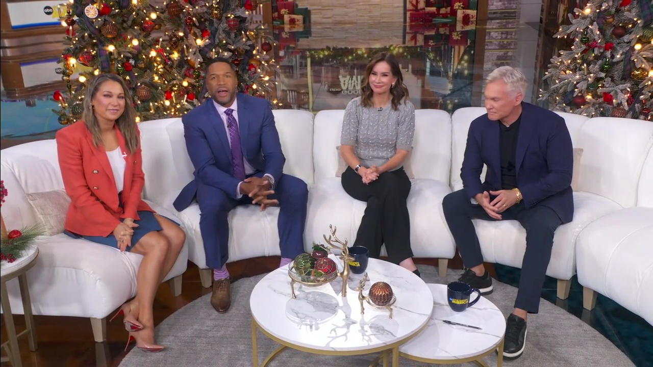 Good Morning America 2025-12-16-0700 (53).png
