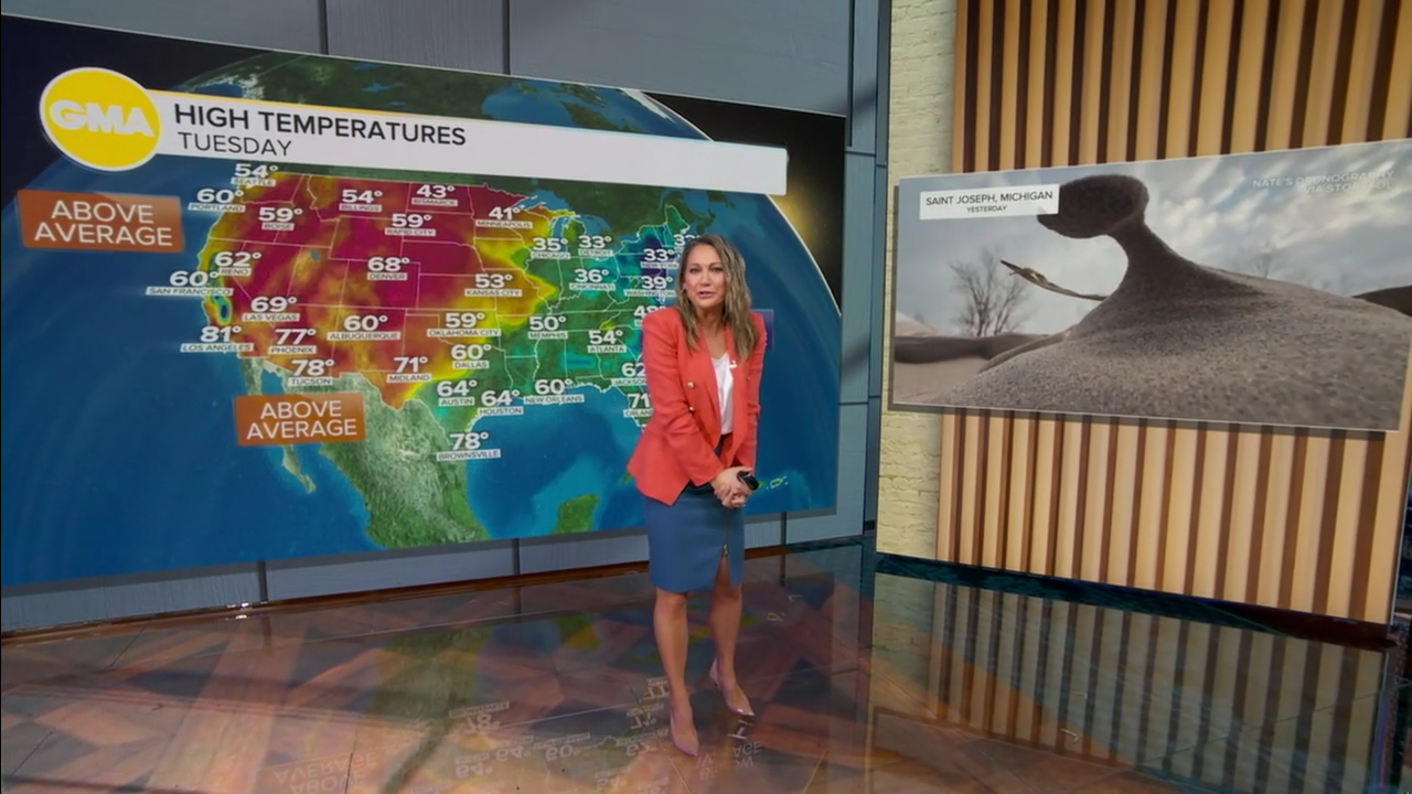 Good Morning America 2025-12-16-0700 (47).png