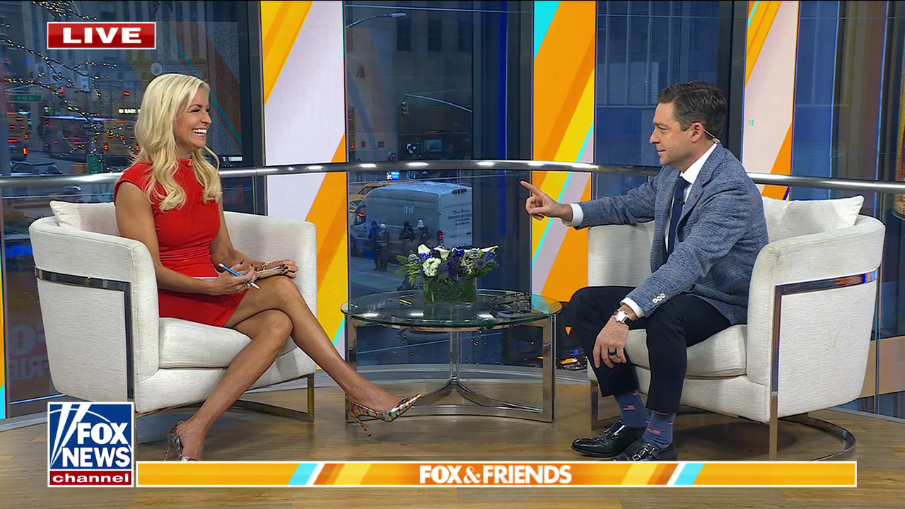 FOX and Friends 2025-12-17-0700 (05).png