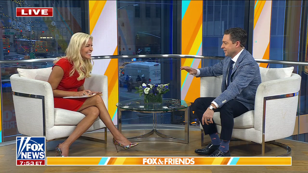 FOX and Friends 2025-12-17-0700 (06).png