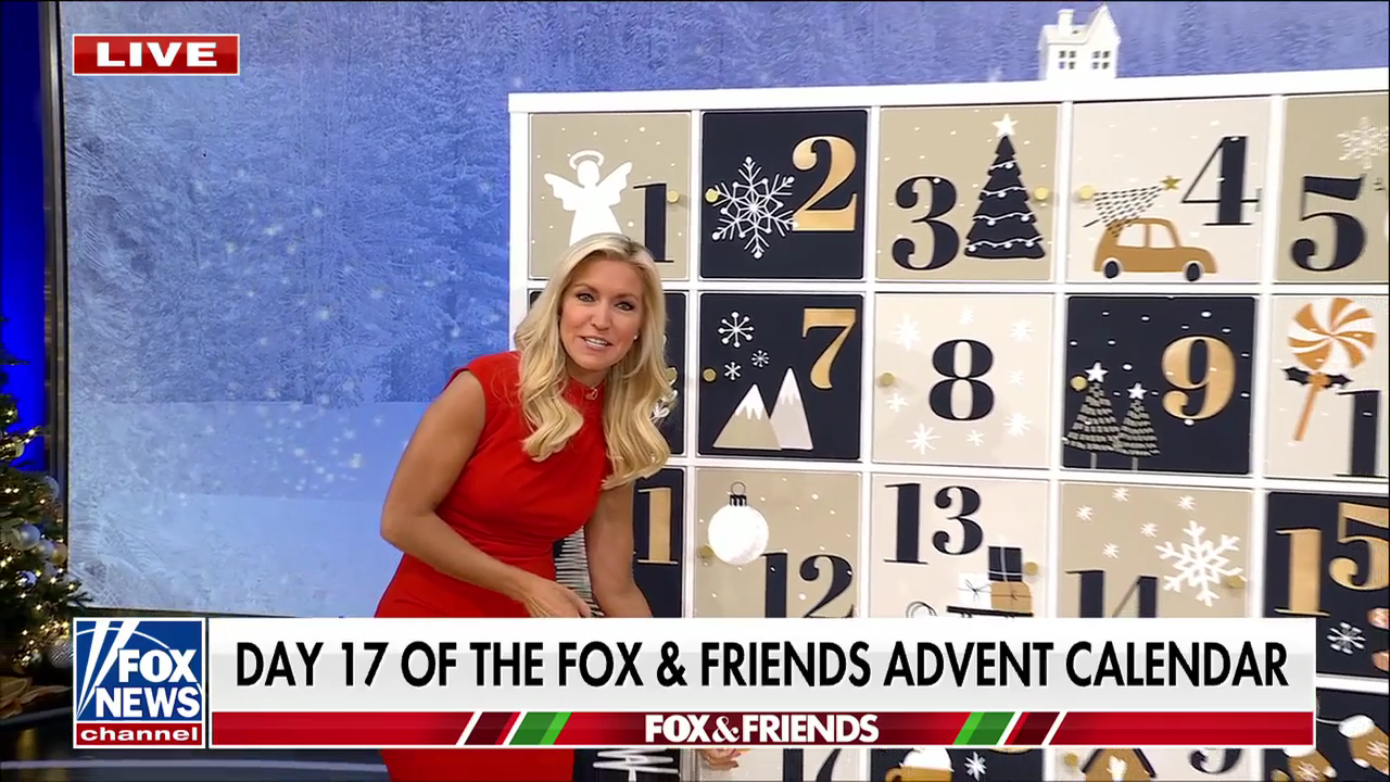 FOX and Friends 2025-12-17-0600 (05).png