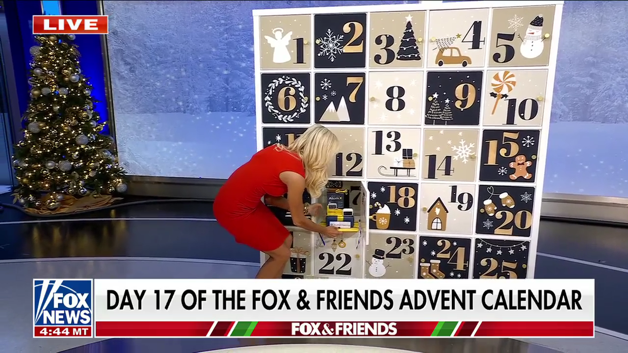 FOX and Friends 2025-12-17-0600 (07).png