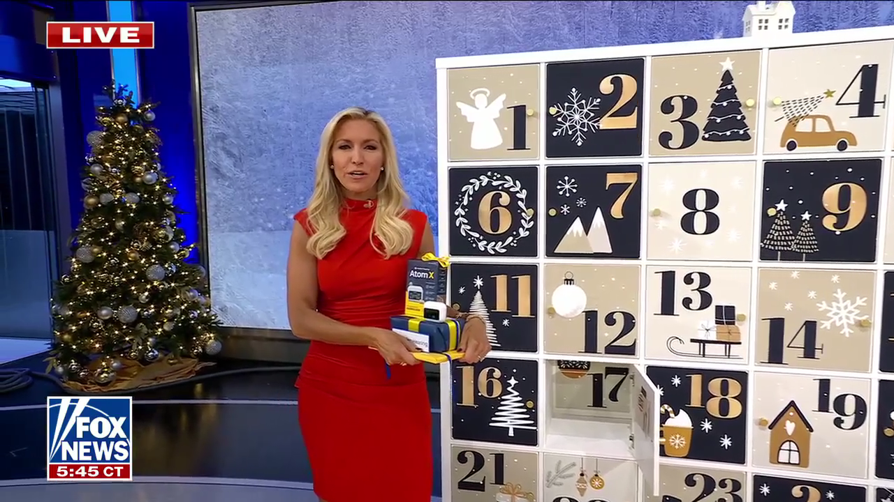FOX and Friends 2025-12-17-0600 (14).png