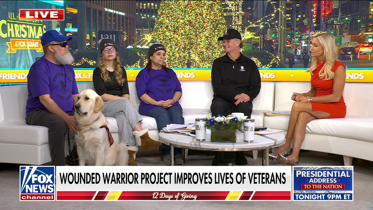 FOX and Friends 2025-12-17-0600 (16).png